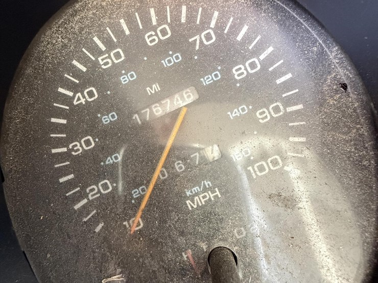 1992-dodge-ram-2500-image-12