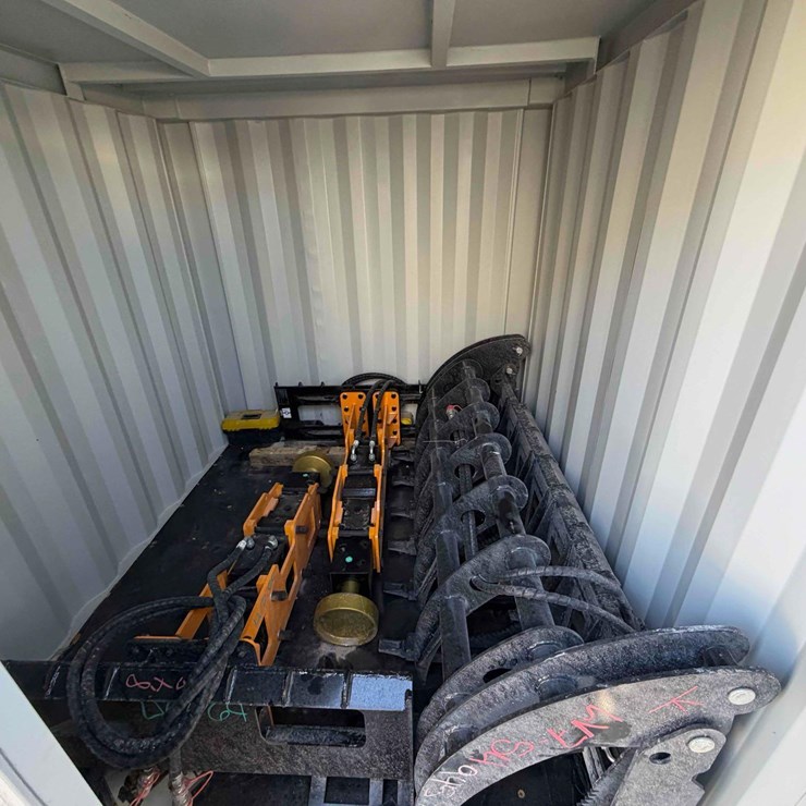 2025 Curved Log Grabber