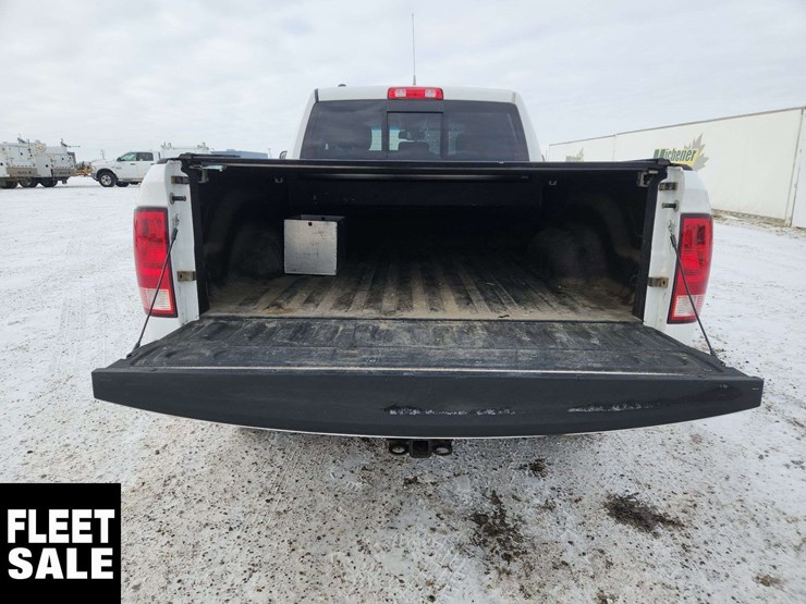 2013-dodge-1500-image-10