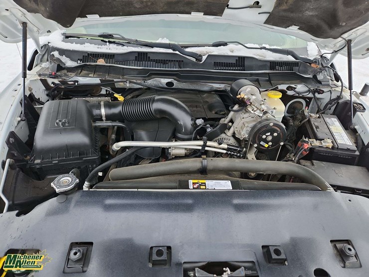 2017-ram-2500-hd-image-29