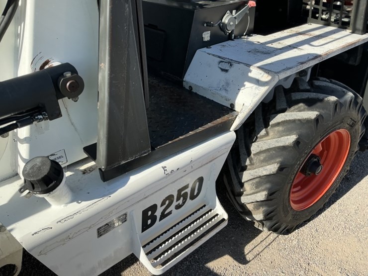 bobcat-b250-image-25