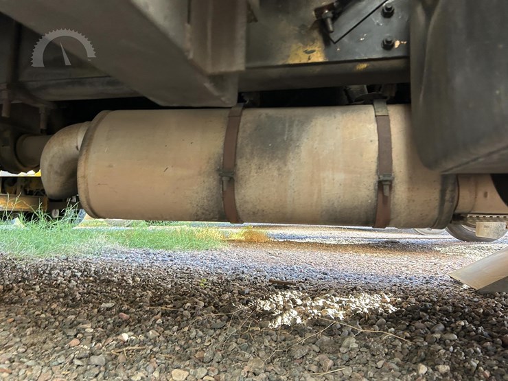 2001-international-4700-image-58