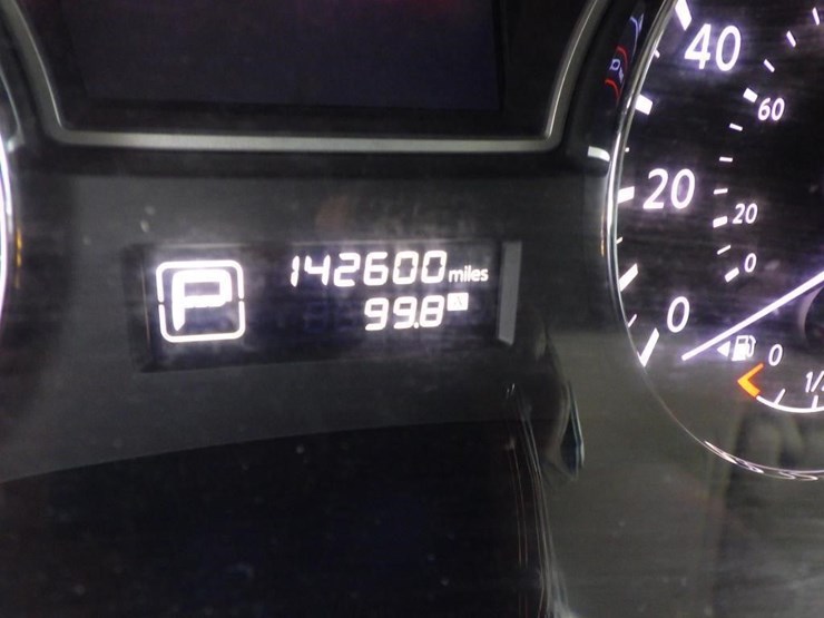 2014-nissan-pathfinder-image-14