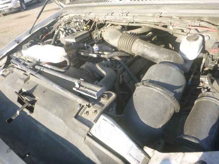 2001-ford-f350-image-16