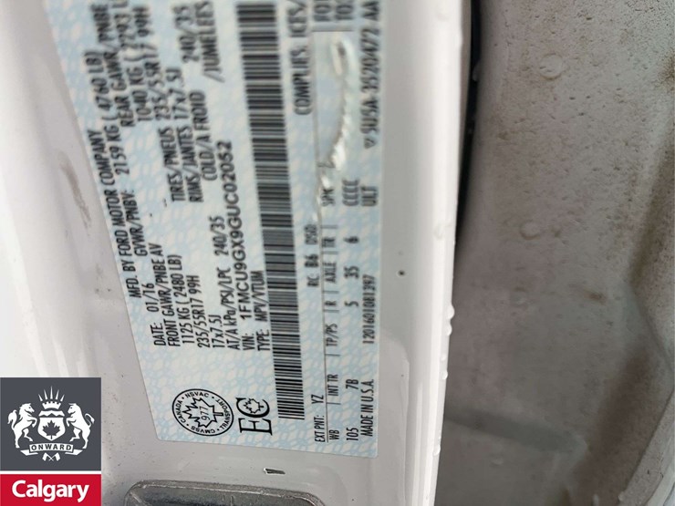 2016-ford-escape-se-image-28