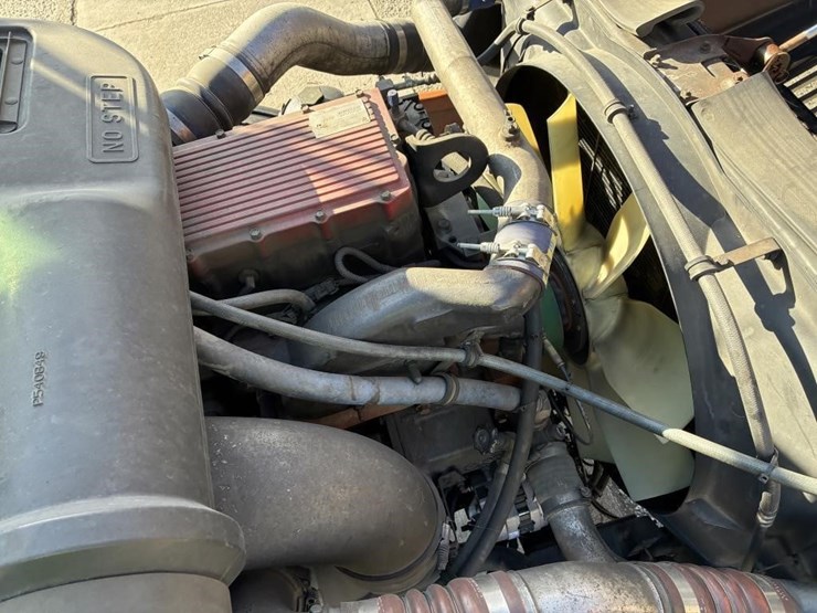 2001-international-2001-image-6