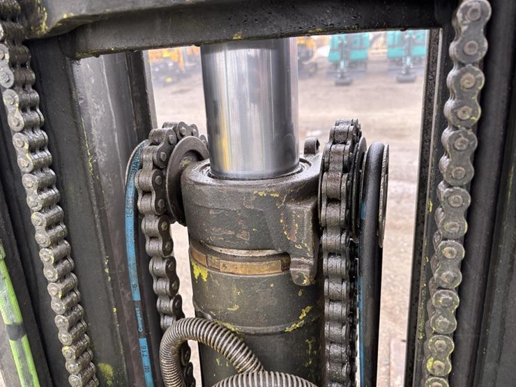 clark-c500-forklift-image-14