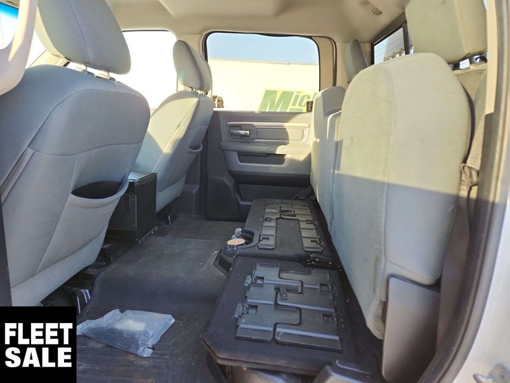 2014-dodge-2500-image-17