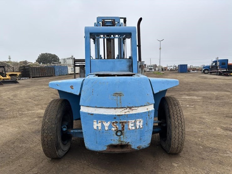 hyster-h300a-forklift-image-8