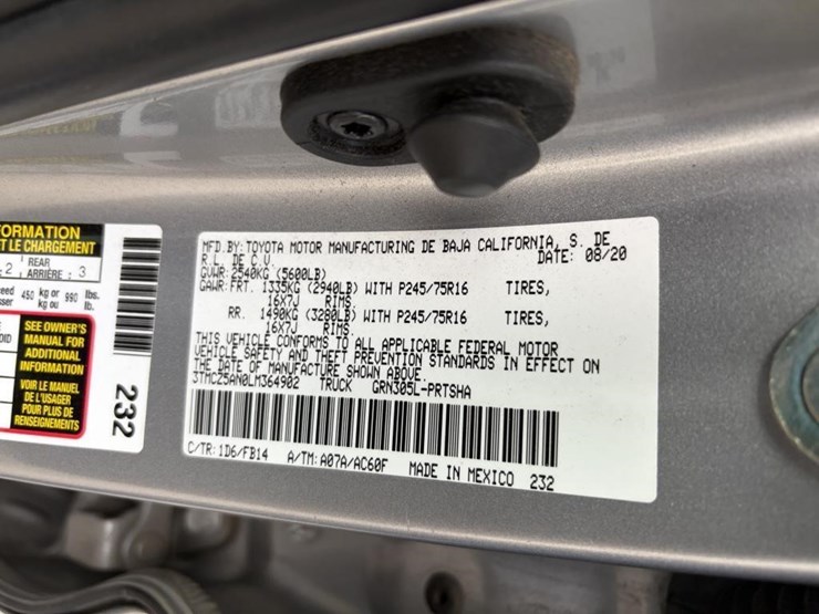 2020-toyota-tacoma-image-33