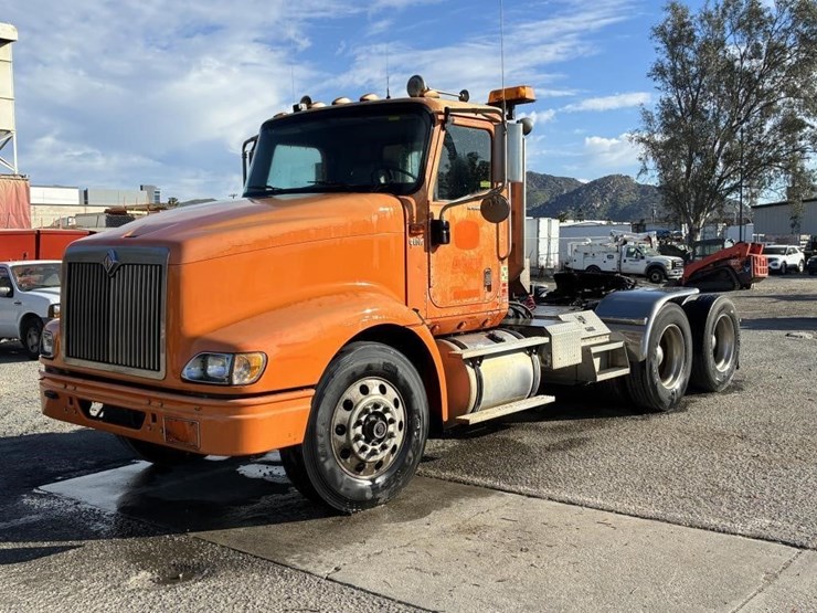 2001-international-2001-image-1