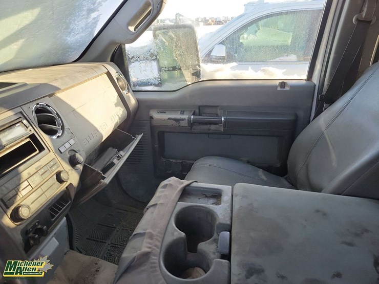 2011-ford-f350-image-18