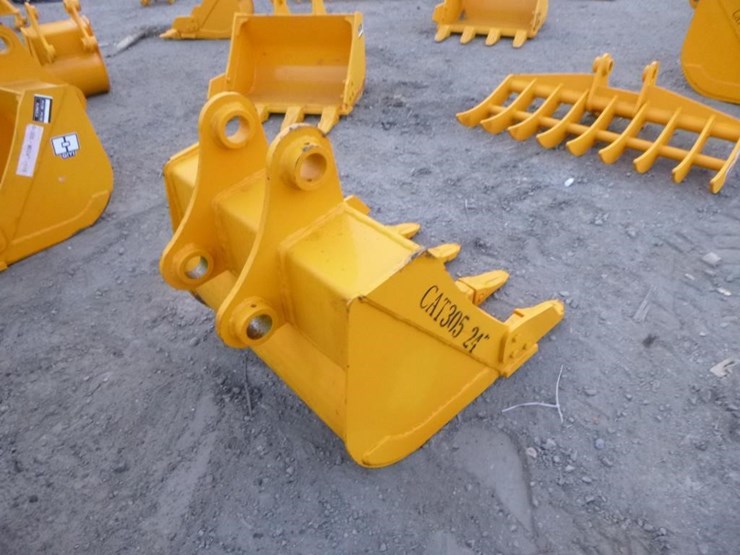 caterpillar-305-image-3