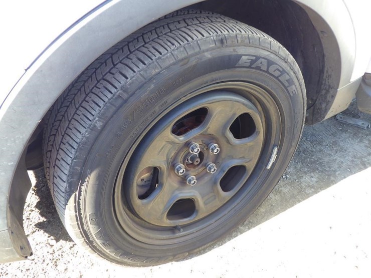 2014-ford-explorer-image-11