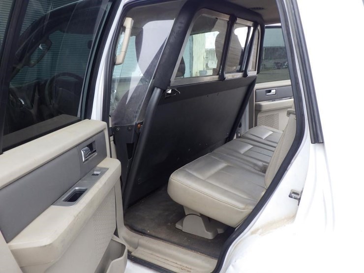 2014-ford-expedition-image-7