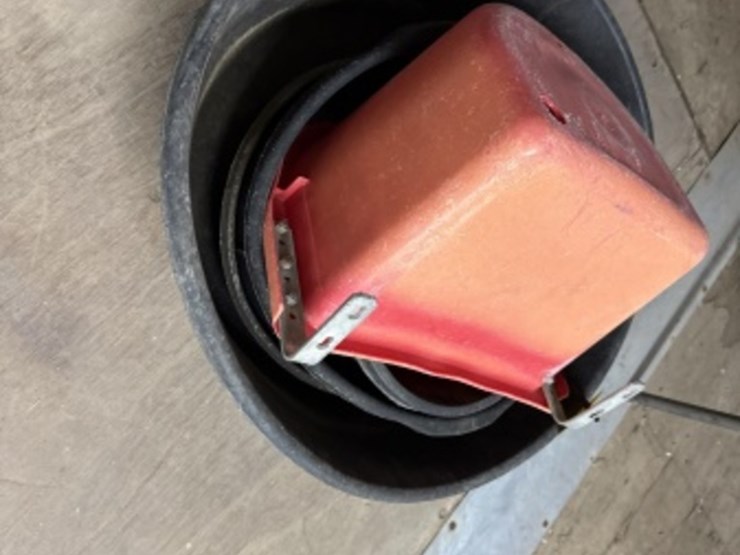 large-lot-of-asst-equine-equipment-image-8