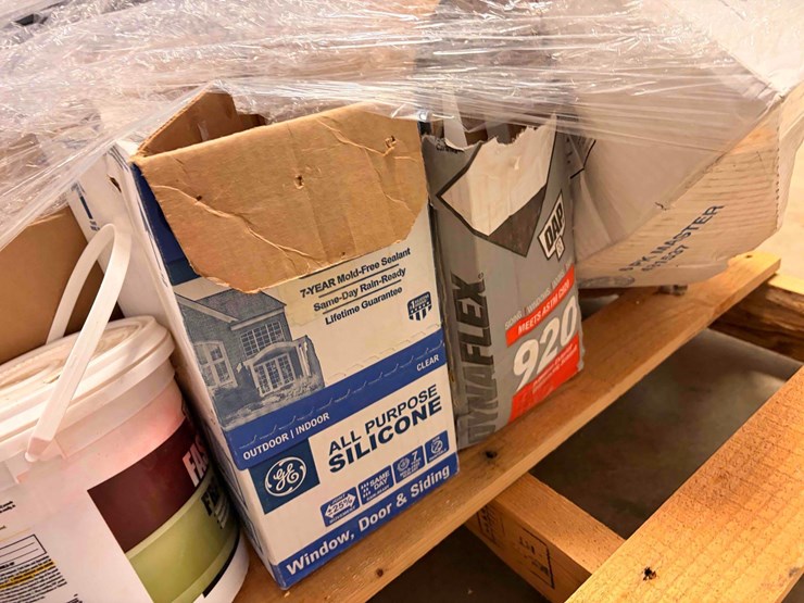 assortment-of-caulking-supplies-/w-misc-material-image-4