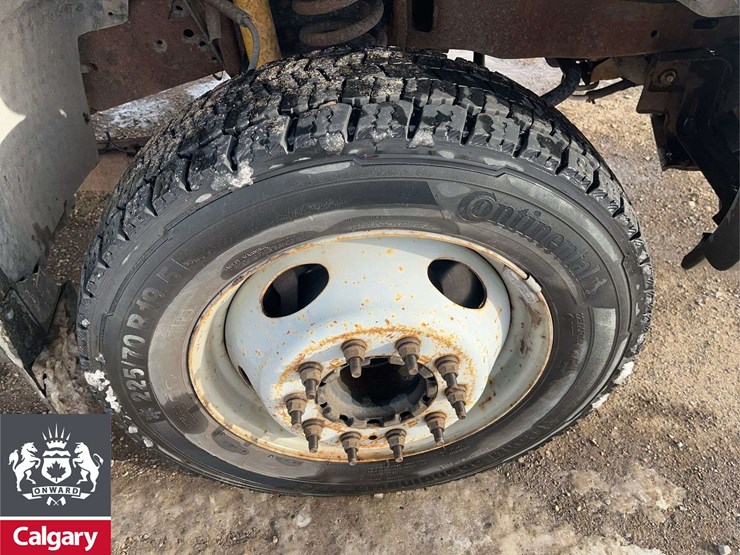 2006-ford-f550-image-14