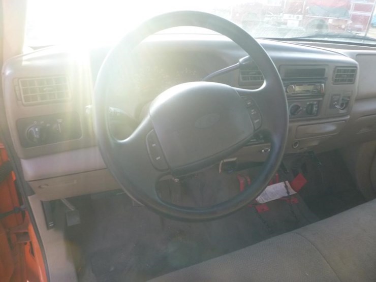 2000-ford-f450-image-17