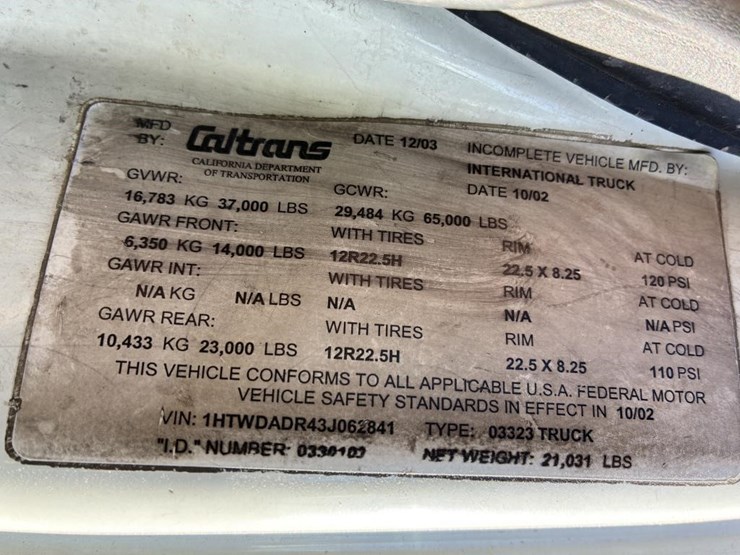 2003-international-7400-image-16
