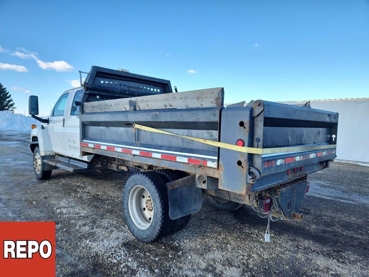 2007-gmc-topkick-c5500-image-3