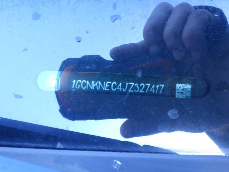 2018-chevrolet-1500-image-13