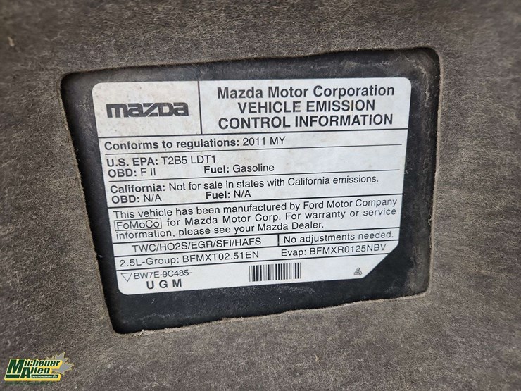 2011-mazda-tribute-image-46