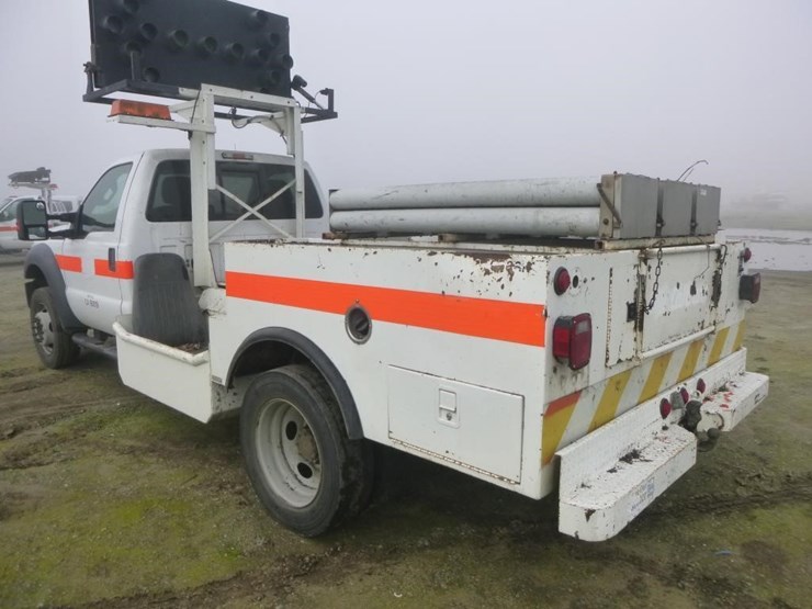 2012-ford-f450-image-4