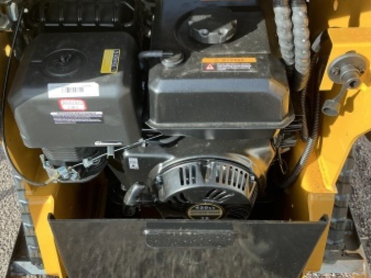 2025-agt-mxmrt14-stand-up-skid-steer-image-7