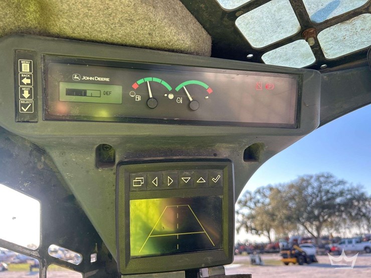 2020-deere-333g-image-14