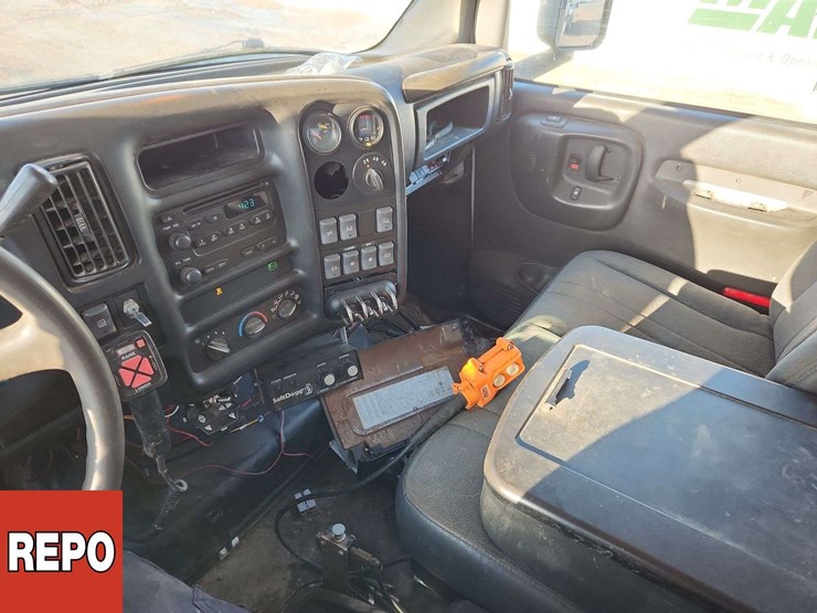 2007-gmc-topkick-c5500-image-19