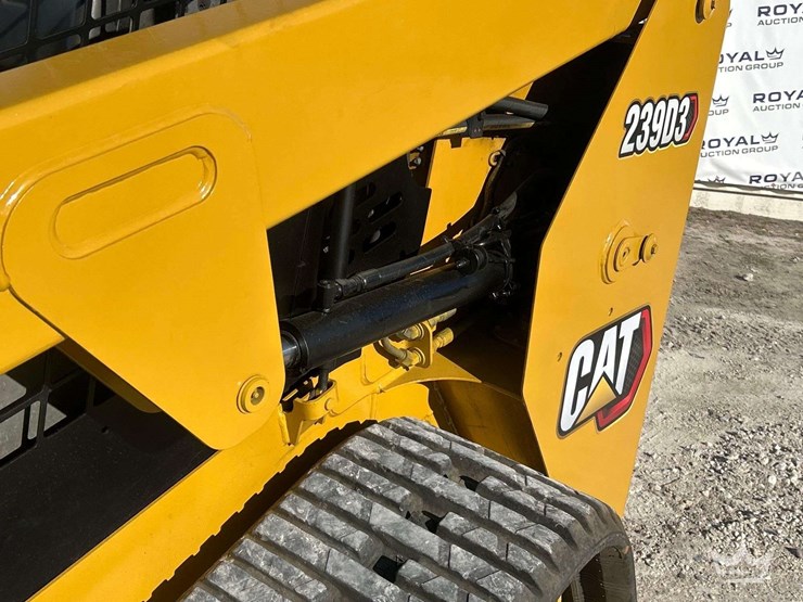 2019-caterpillar-239d3-image-20
