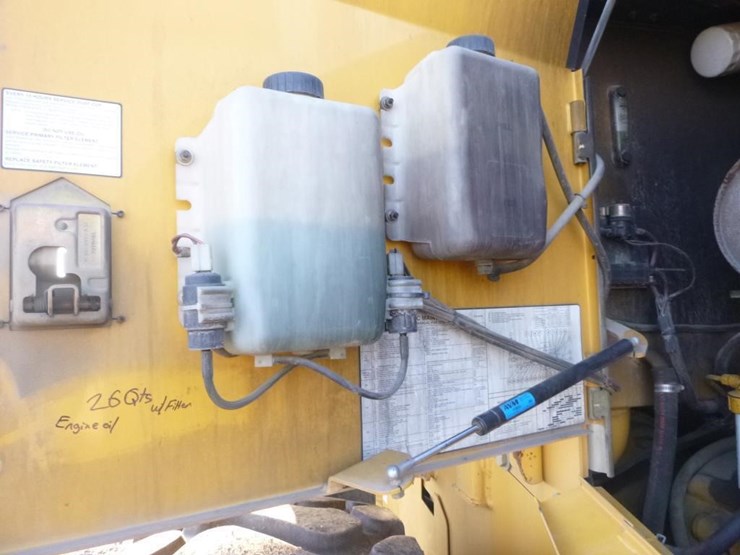 2005-deere-624j-image-32