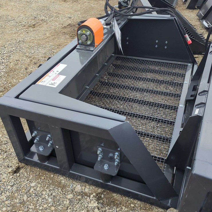 Wolverine Skid Steer 72" Screening Bucket
