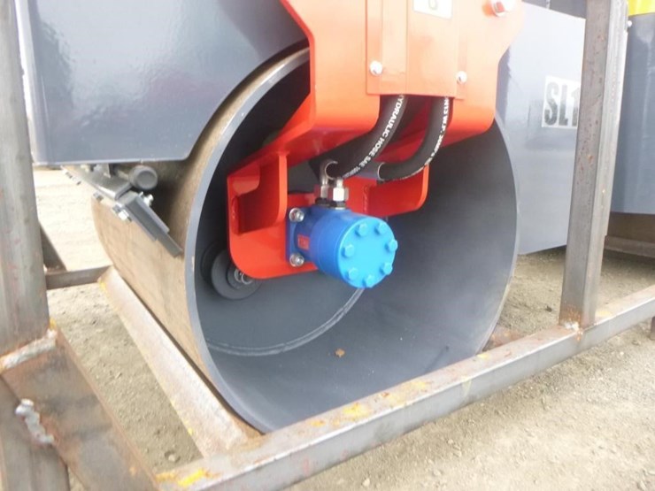 sdlool-sl1000-tandem-vibratory-roller-image-15
