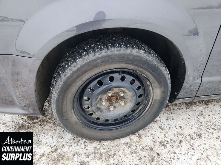 2020-dodge-grand-caravan-sxt-image-10