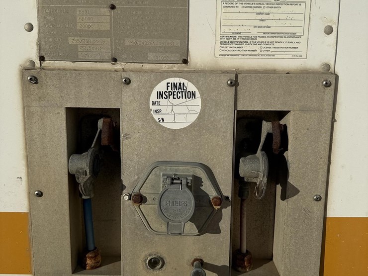 1995-kentucky-trailer-image-2