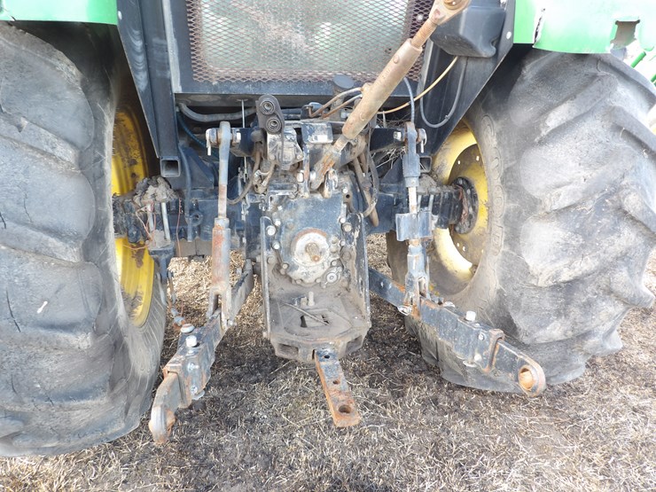 2010-john-deere-5083e-image-18