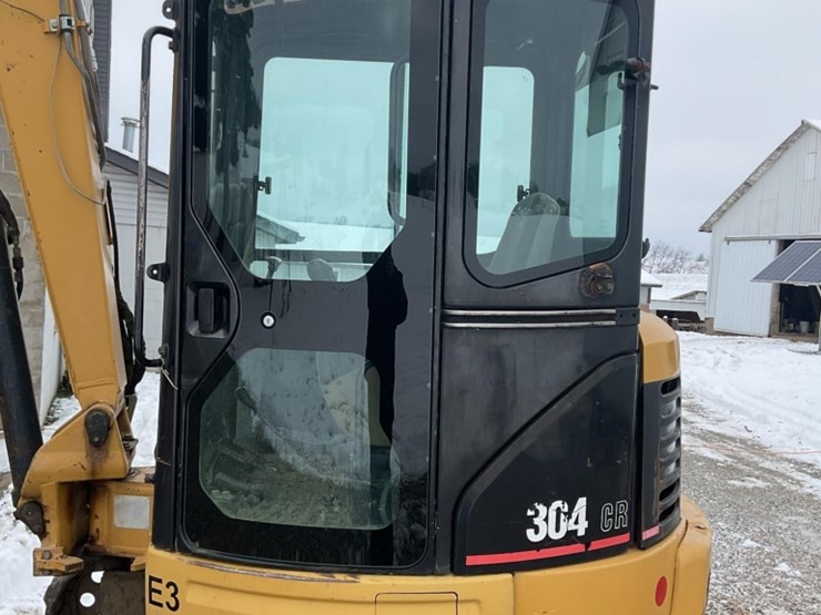 caterpillar-304cr-image-25