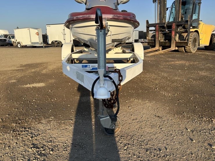 2000-unknown-trailer-image-21