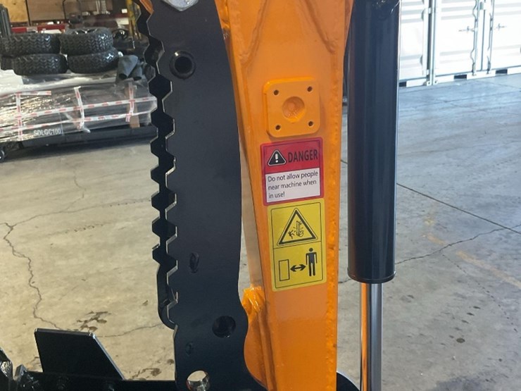 (inv.50038)-new-unused-miva-va15-mini-excavator,-13.5-hp-gas-engine,-aux.-hydraulics,-15"-bucket,-image-12