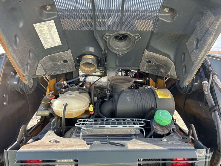 2023-deere-333g-image-12