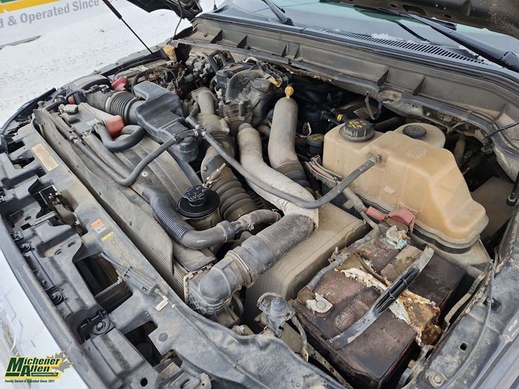 2012-ford-f550-image-28