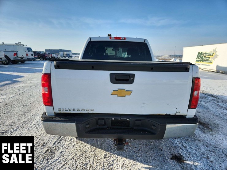 2013-chevrolet-silverado-1500-lt-image-23