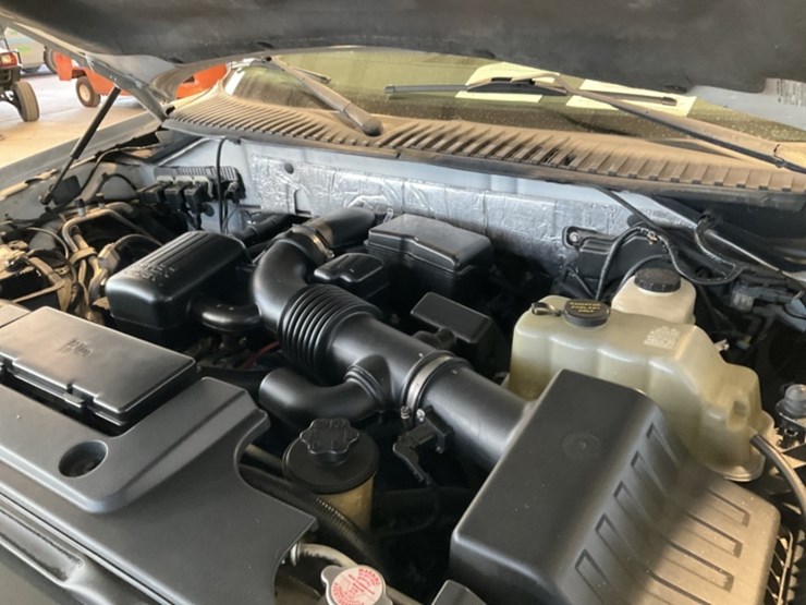 2014-ford-expedition-image-11