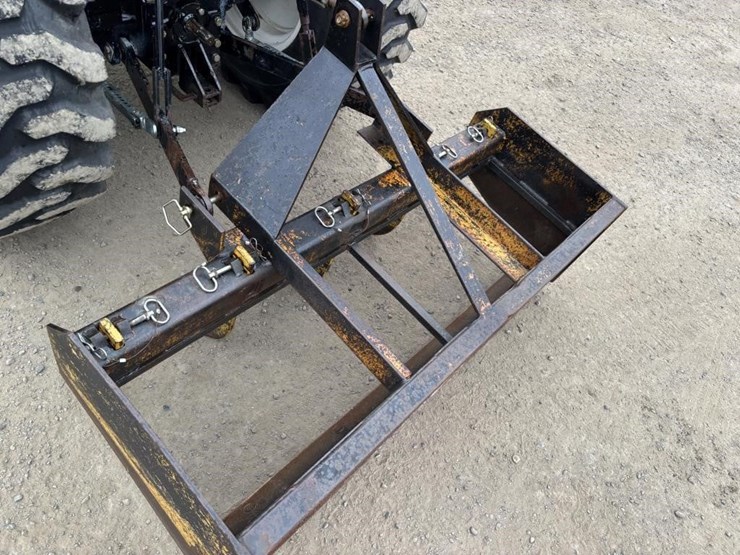 2017-new-holland-workmaster-40-image-17