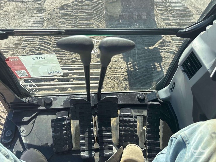 2022-case-cx220e-hydraulic-excavator-image-20