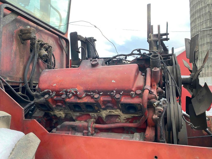 international-4568-project-tractor-image-25