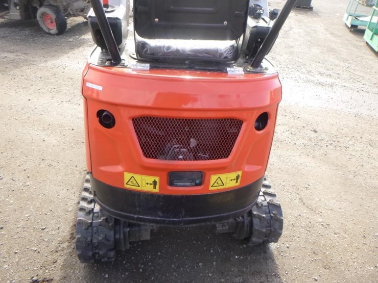 2025-tpm-18bs-hydraulic-excavator-image-18