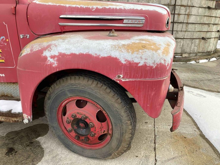 1949-ford-f7-firetruck-image-7
